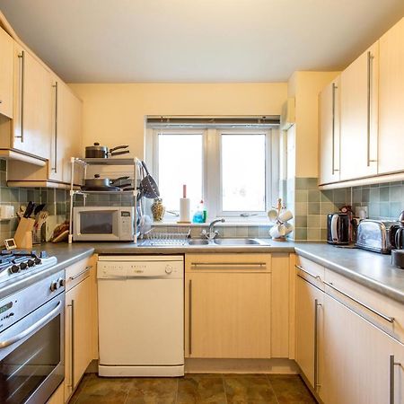 Central&stylish 3 bedroom, 2 bath, free parking Edinburgh Bagian luar foto