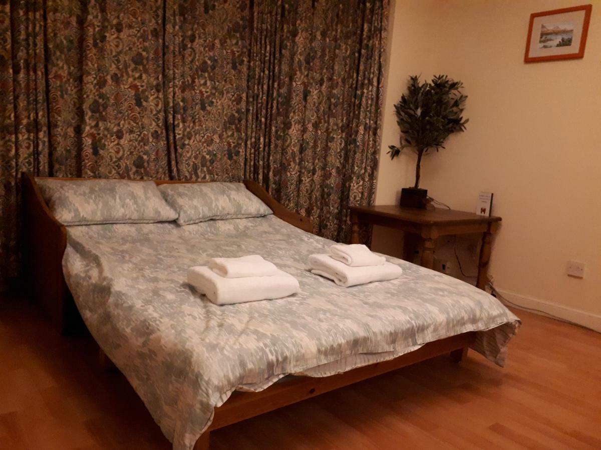 Central&stylish 3 bedroom, 2 bath, free parking Edinburgh Bagian luar foto