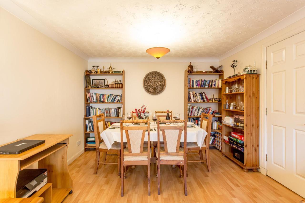 Central&stylish 3 bedroom, 2 bath, free parking Edinburgh Bagian luar foto