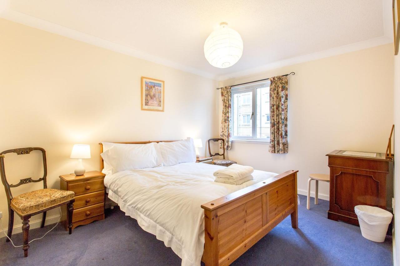 Central&stylish 3 bedroom, 2 bath, free parking Edinburgh Bagian luar foto