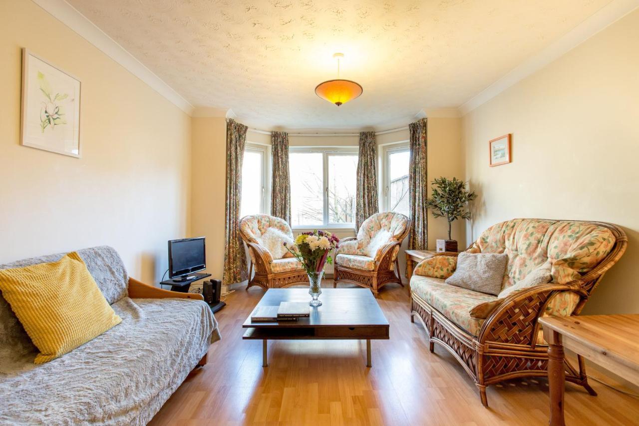 Central&stylish 3 bedroom, 2 bath, free parking Edinburgh Bagian luar foto