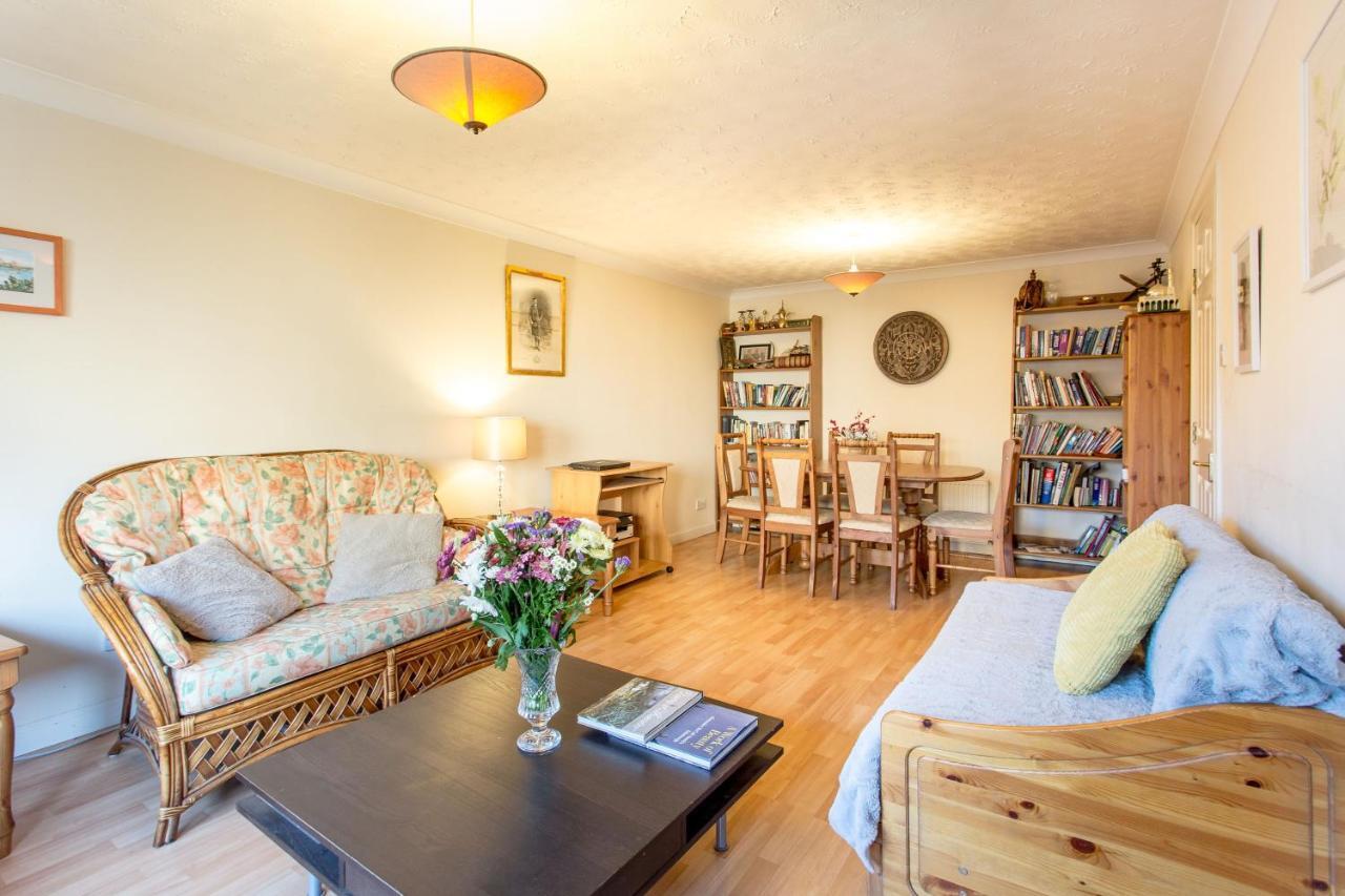 Central&stylish 3 bedroom, 2 bath, free parking Edinburgh Bagian luar foto